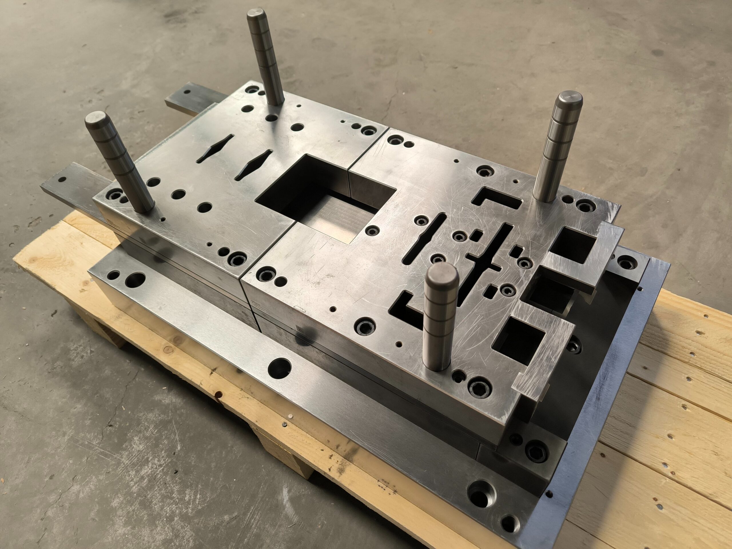 Matriz Progresiva Cerrada - Parte inferior-compressed